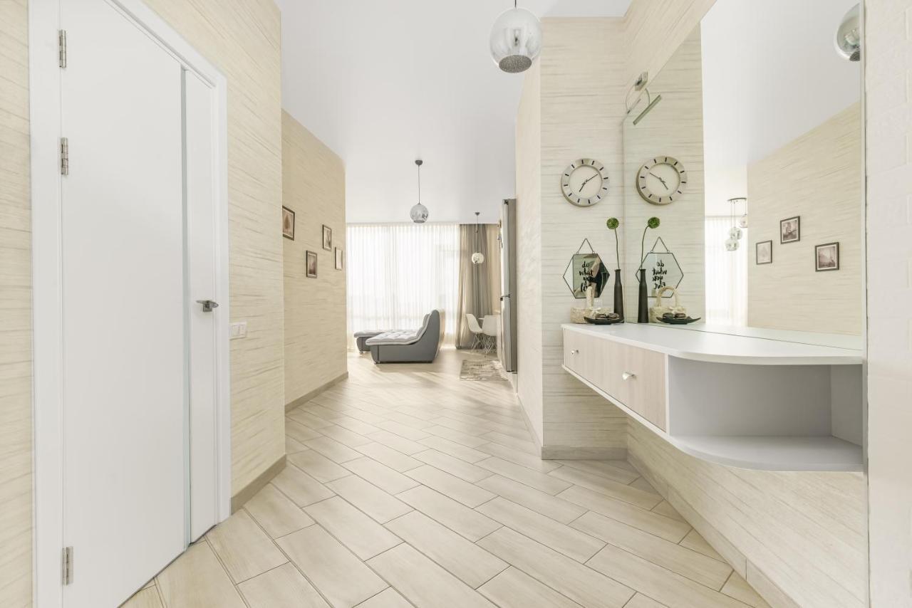 Gagarin Plaza 1-Bedroom Apartment Odessa Ngoại thất bức ảnh